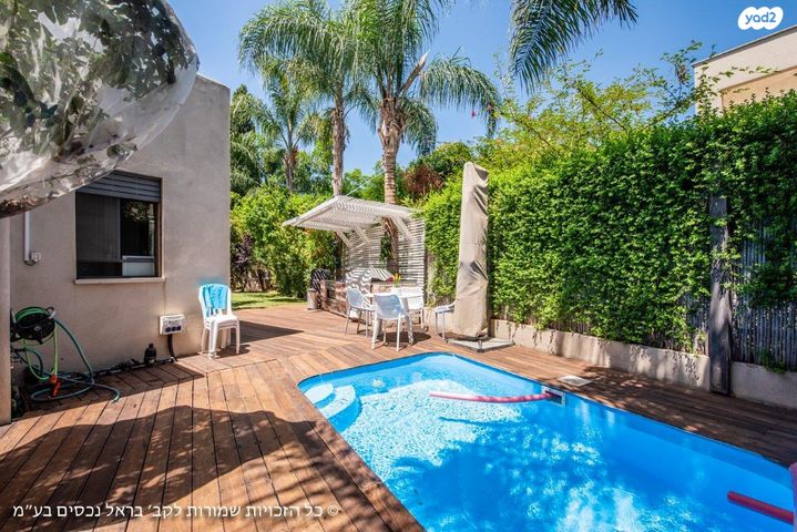 בית פרטי/ קוטג', מרכז פרדס חנה, פרדס חנה כרכור