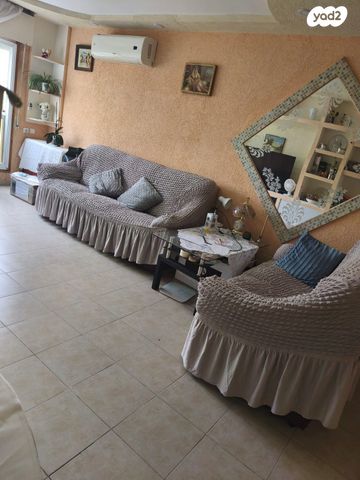 דירה, טללים, ערד