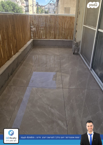 דירה, חב"ד, רמב"ם, ראשון לציון