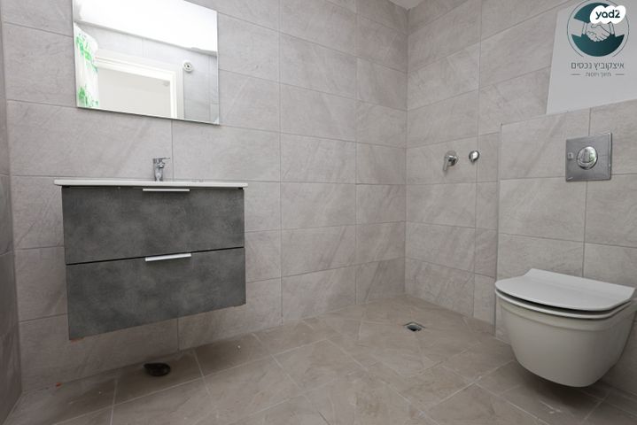 דירה, הגדוד העברי, קרית ויצמן, רעננה