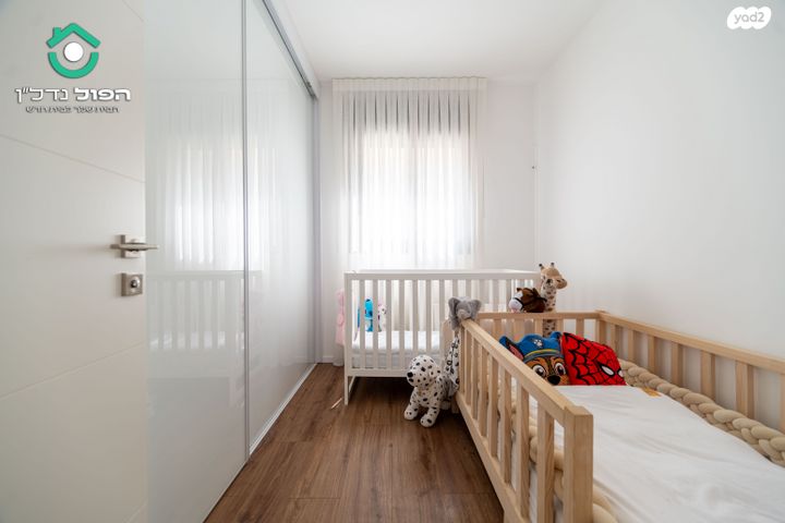 דירת גן, גבע, ארלוזורוב, גבעתיים