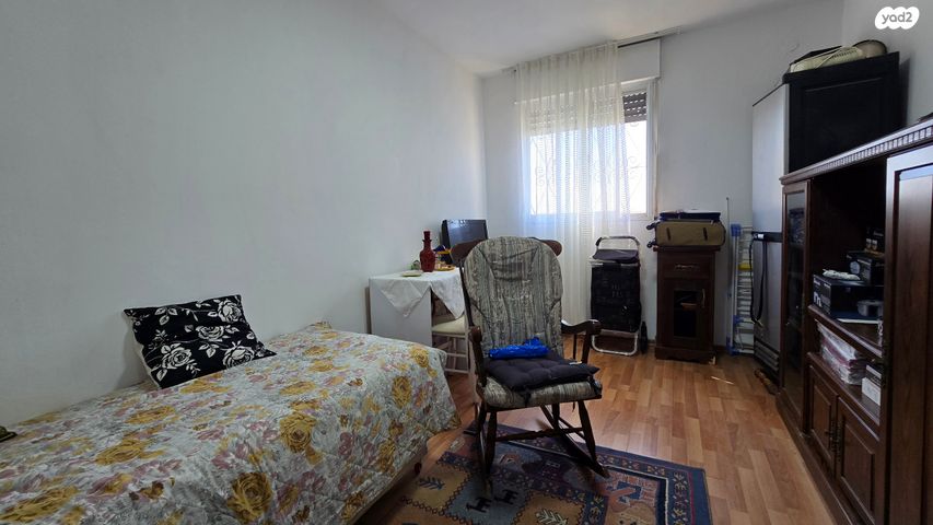 דירה, החרמון, יצחק רבין, צפת