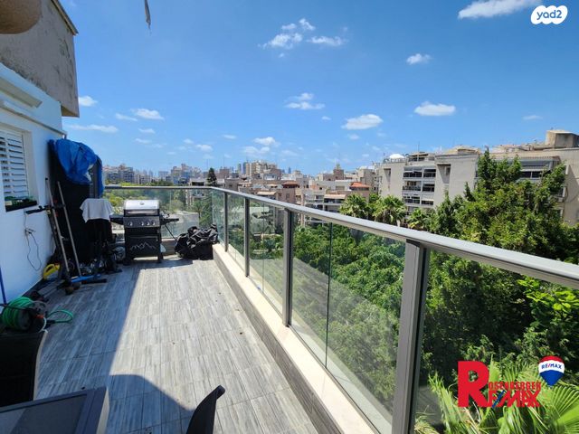 דירה, משעול ענבר 10, בן גוריון, חולון