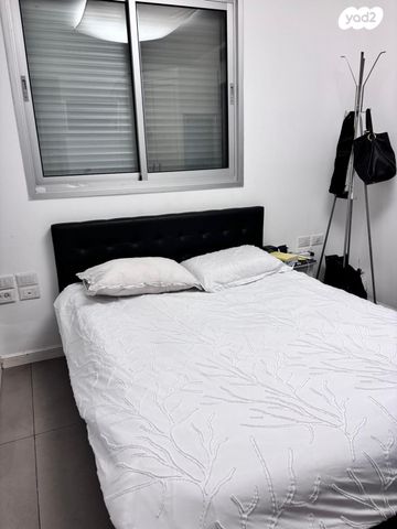 דירת גן, עמיחי פאגלין, אזורי חן, גימל החדשה, תל אביב יפו