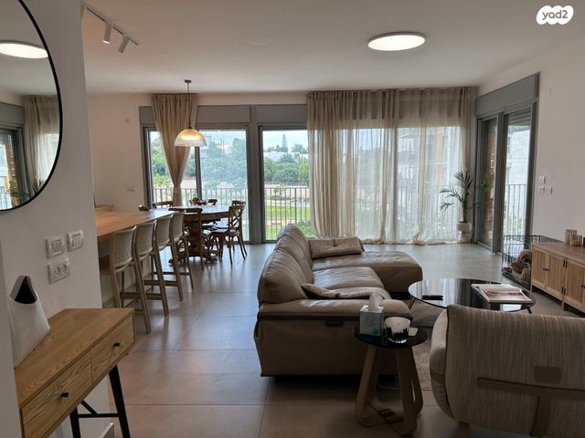 דירה, נתן אלבז 6, גליל ים (מתחם הכוכבים), הרצליה