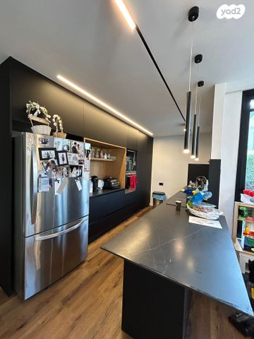 בית פרטי/ קוטג', אגוז, עומר