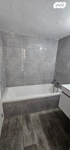 דירה, העצמאות, אברמסקי, קרית אתא