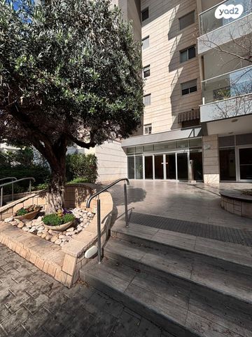 דירת גן, עמיחי פאגלין, אזורי חן, גימל החדשה, תל אביב יפו