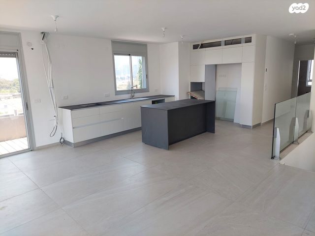 דירה, שיכון דן, נווה דן, תל אביב יפו