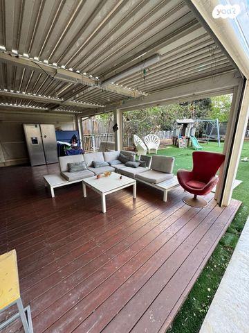 דירת גן, עמיחי פאגלין, אזורי חן, גימל החדשה, תל אביב יפו