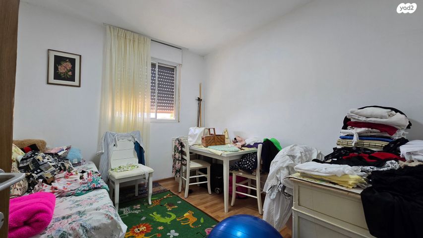 דירה, החרמון, יצחק רבין, צפת