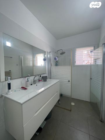 דירה, מרדכי מקלף, בן גוריון, חולון