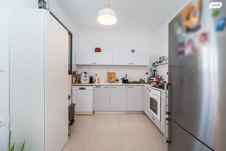 דירה, מור, אור ים, אור עקיבא