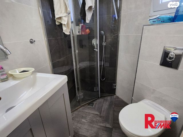 דירה, משעול ענבר 10, בן גוריון, חולון