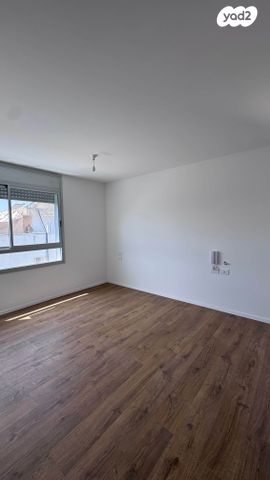 דירה, שיכון דן, נווה דן, תל אביב יפו