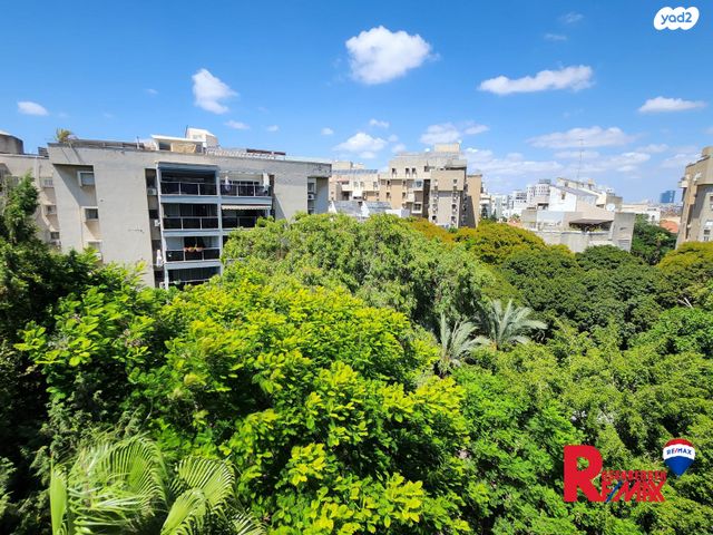 דירה, משעול ענבר 10, בן גוריון, חולון