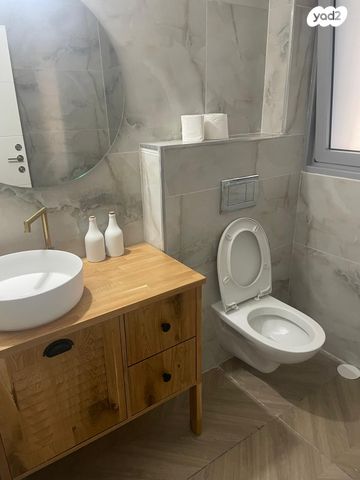 דירה, בקעת רימון, שקמים ואגמים, אשקלון