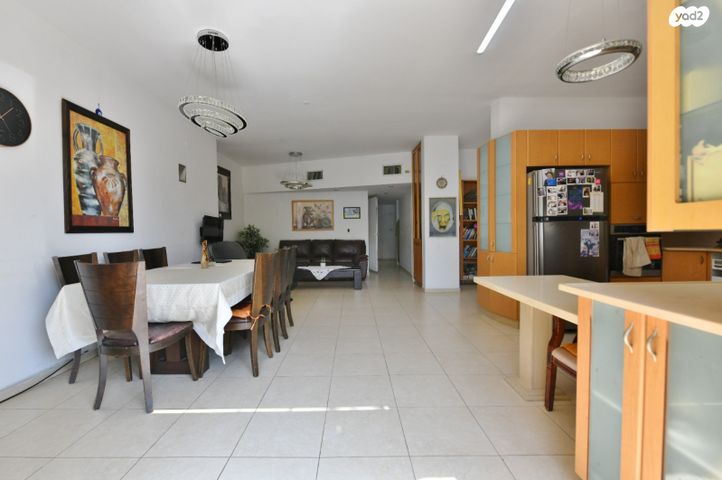 בית פרטי/ קוטג', השופטים, נאות יהודית ונווה ארזים, חולון