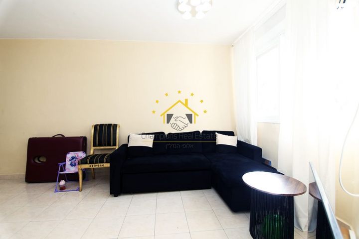 דירה, ד"ר שמורק, נאות שקד, נתניה