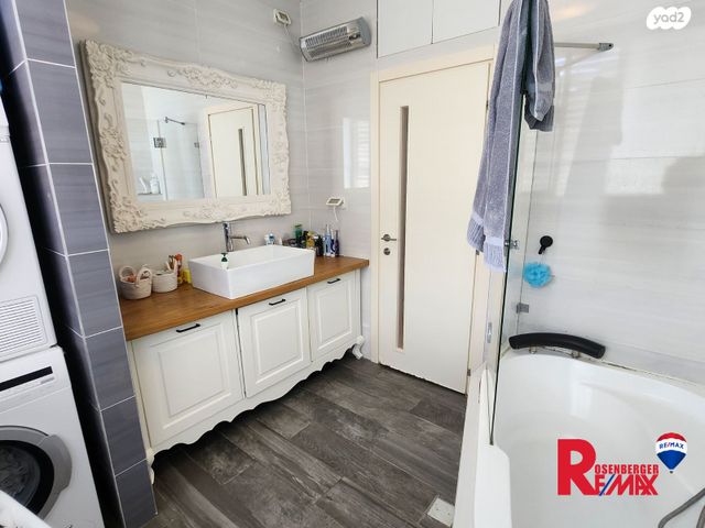 דירה, משעול ענבר 10, בן גוריון, חולון