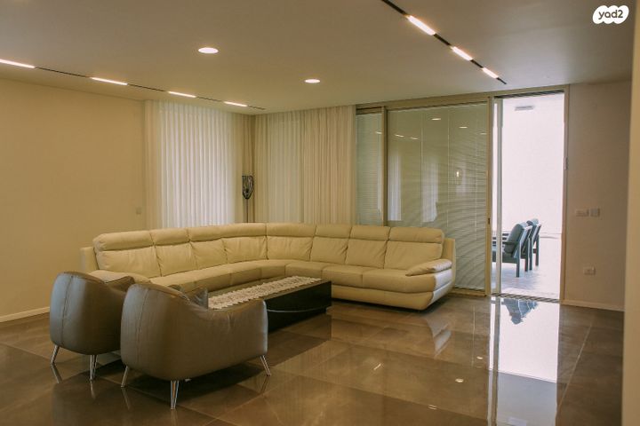 גג/ פנטהאוז, טבריה