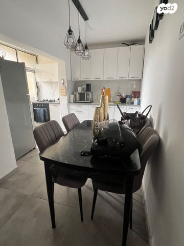 דירה, הכ"ג, שכונה ג', באר שבע