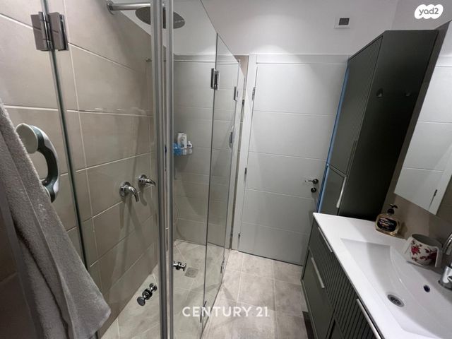 דירה, גולומב, קרית היובל, ירושלים