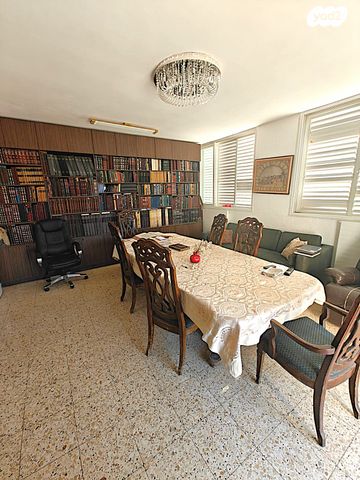 גג/ פנטהאוז, תל ארזה, עזרת תורה, ירושלים