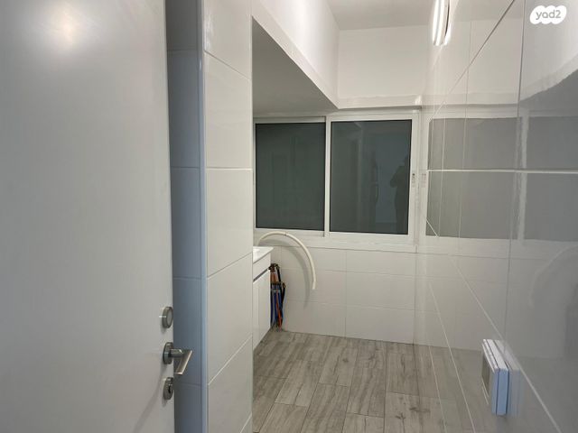 דירה, חב"ד, ראשון לציון