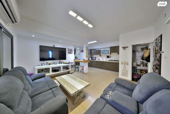 דירת גן, ההגנה, ביאליק דרום, קרית ביאליק