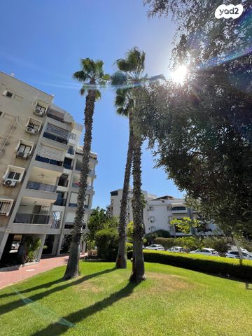 דירה, מרדכי מקלף, בן גוריון, חולון