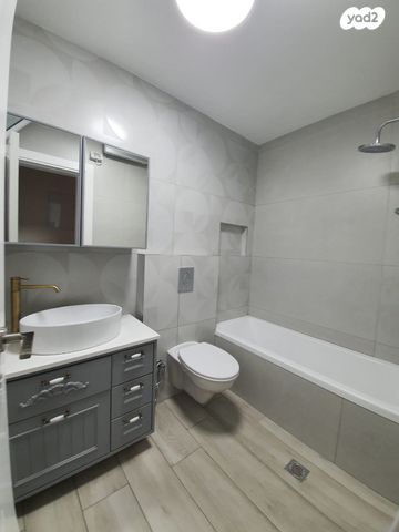 דופלקס, שדרות הרב לוין, רובע ז', אשדוד