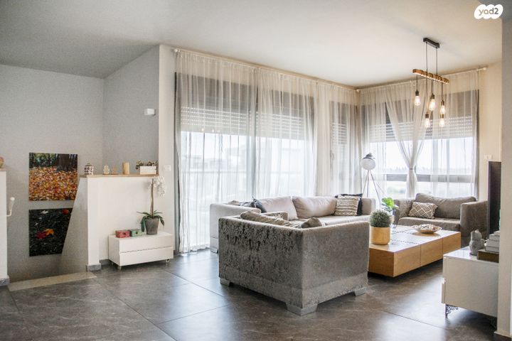 גג/ פנטהאוז, נחל רמון, הפארק, חדרה