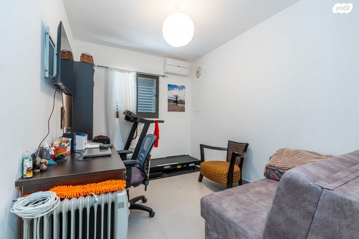 דירה, מור, אור ים, אור עקיבא