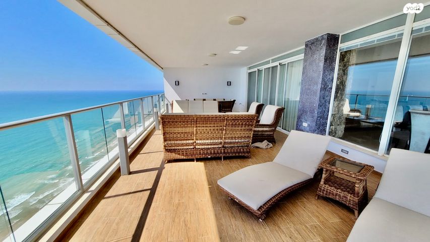 גג/ פנטהאוז, שדרות ניצה, צפון מערב מרכז העיר, נתניה