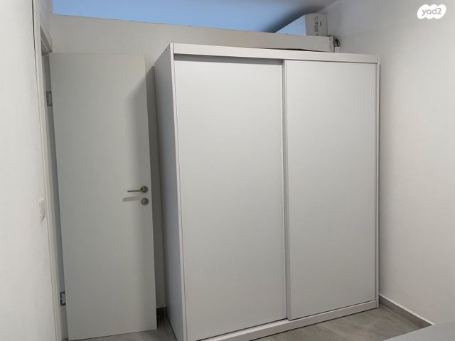 דירה, חב"ד, ראשון לציון