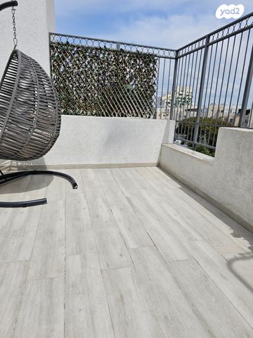 דופלקס, שדרות הרב לוין, רובע ז', אשדוד