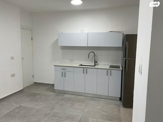 דירה, חב"ד, ראשון לציון