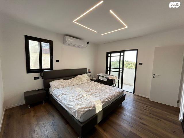 בית פרטי/ קוטג', אגוז, עומר