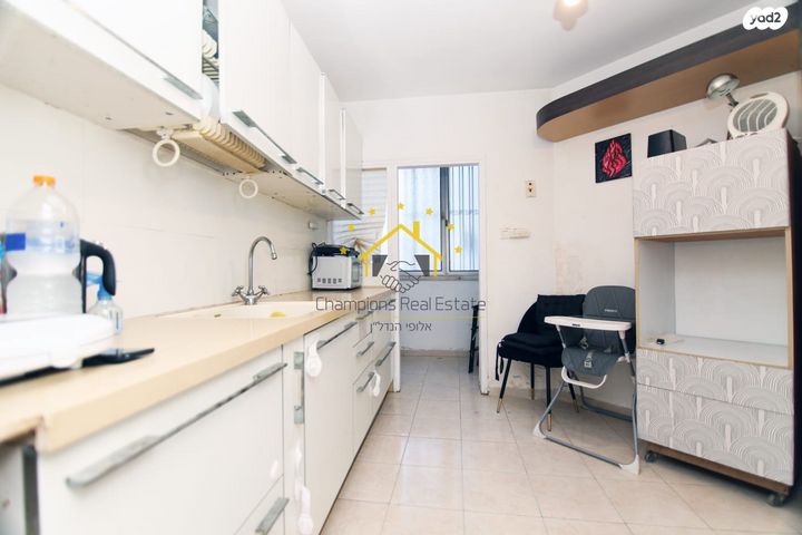 דירה, ד"ר שמורק, נאות שקד, נתניה