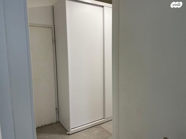 דירה, חב"ד, ראשון לציון