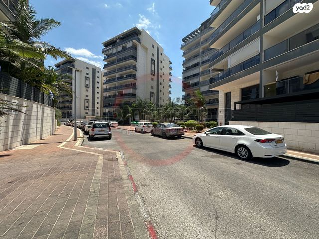 דירה, דבורה הנביאה, רובע יזרעאל סביוני העמק, עפולה