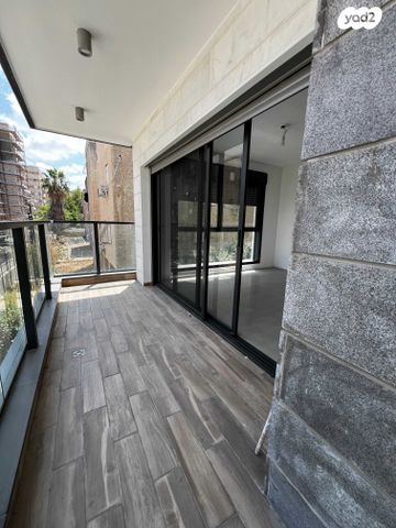 דירה, דרך עכו חיפה 150, מרכז העיר, סביניה, הוותיקה, קרית ביאליק