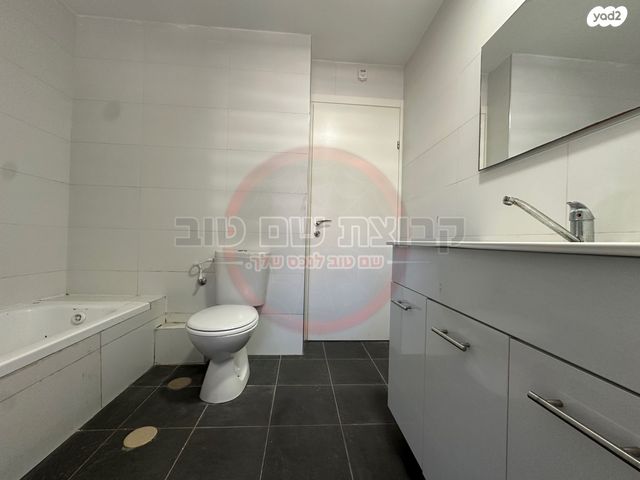 דירה, דבורה הנביאה, רובע יזרעאל סביוני העמק, עפולה