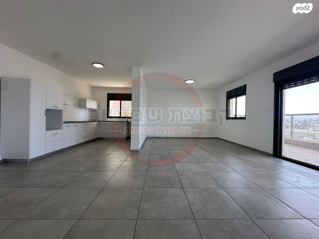 דירה, דבורה הנביאה, רובע יזרעאל סביוני העמק, עפולה