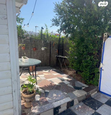 דירת גן, החלוץ, טרומפלדור, נהריה