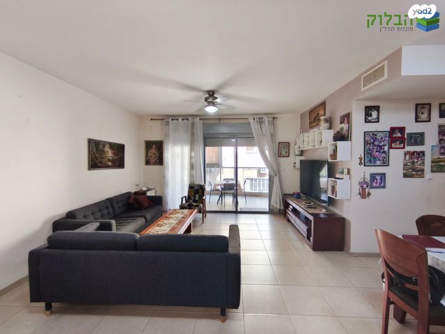 רביבים, גני ראשון