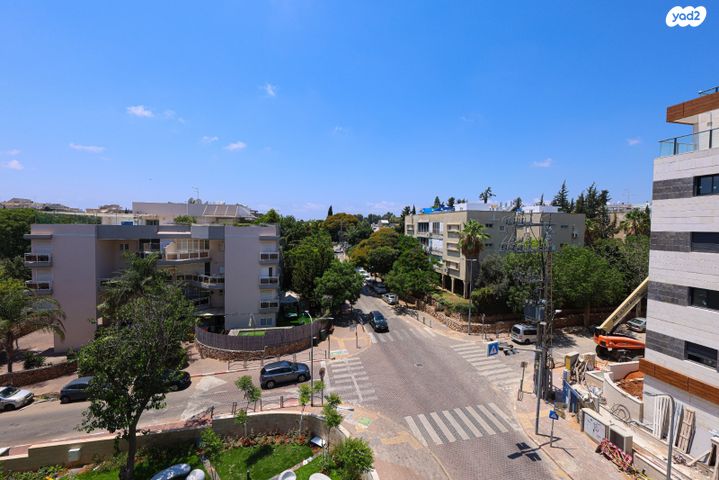 דירה, הגדוד העברי, קרית ויצמן, רעננה