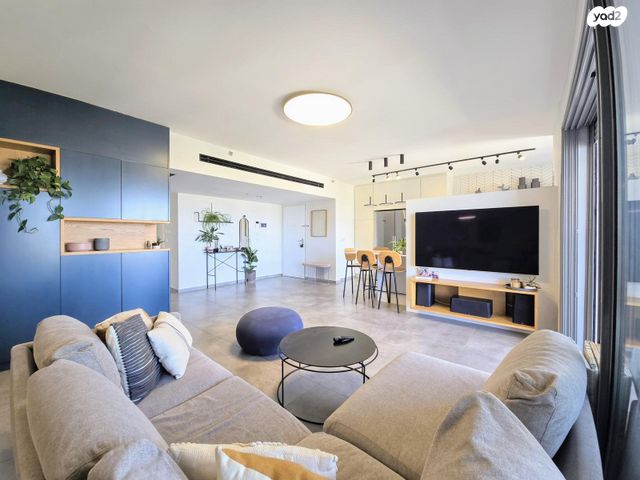 דירה, בר אילן, נווה דוד רמז, רעננה