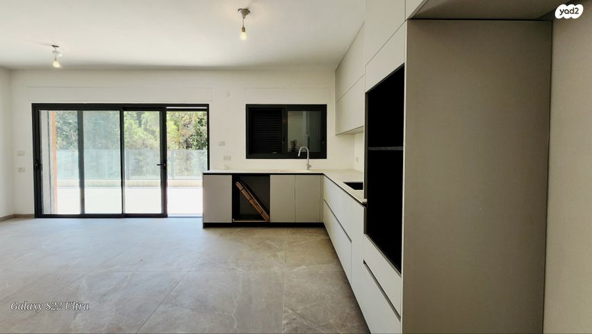 דירה, גבעת זמר, חיפה